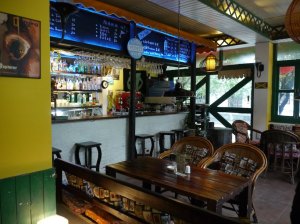 P1020093small RockGrill cafe